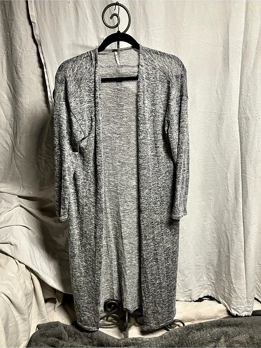 Poof Long Open Front Cardigan in Gray Like New size L